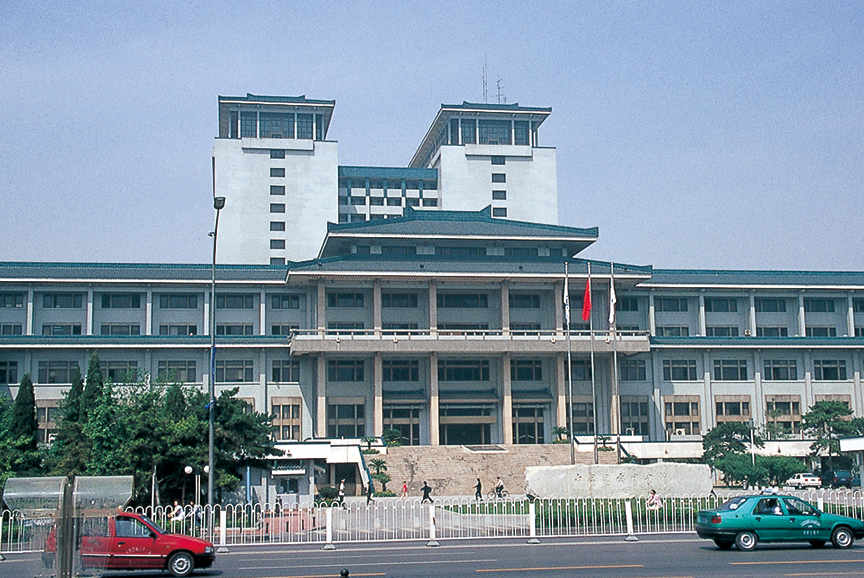KCG北京オフィス開設 2002年